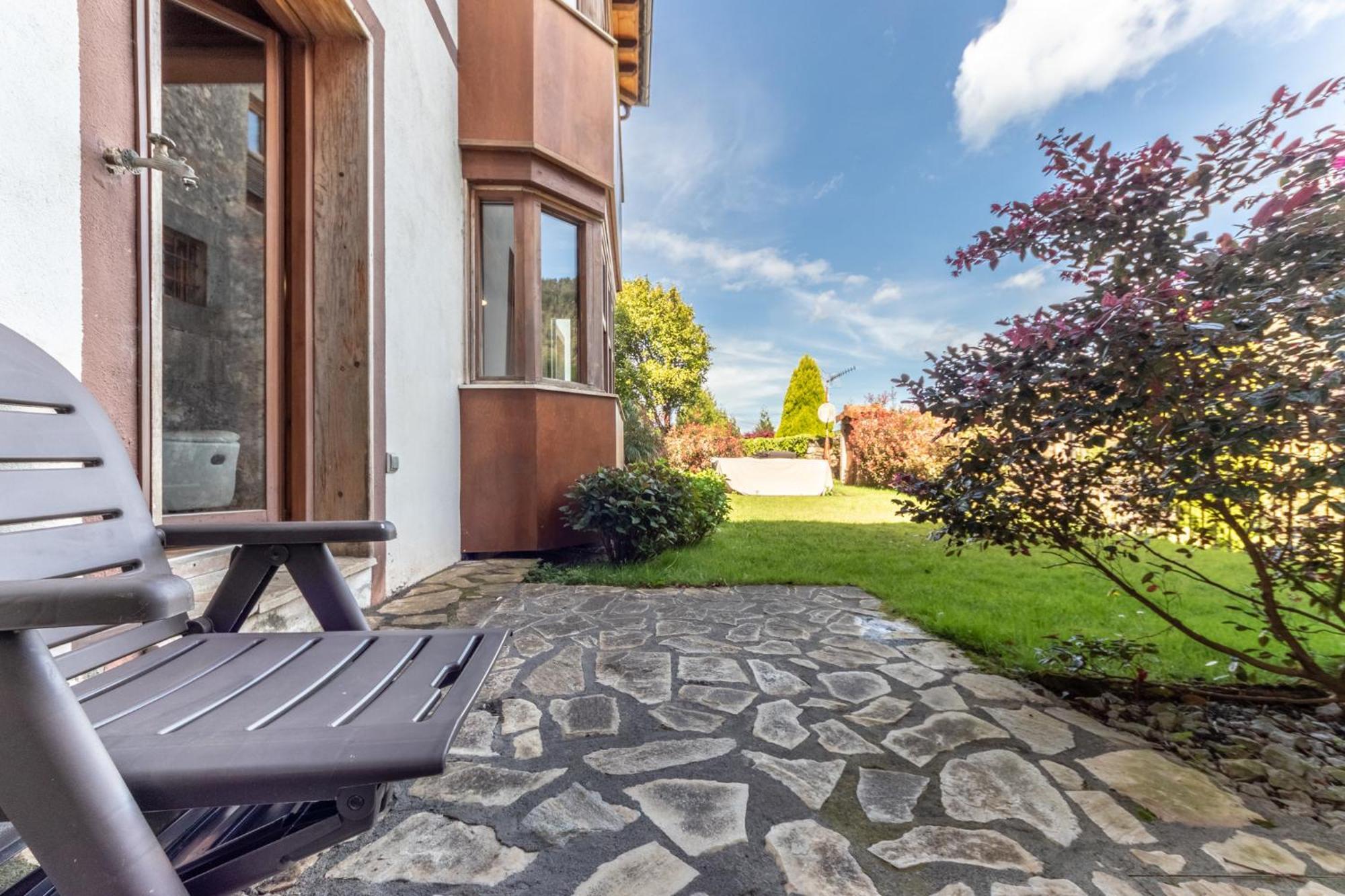 43A Nature With Parking By Aston Rentals Otañes Εξωτερικό φωτογραφία